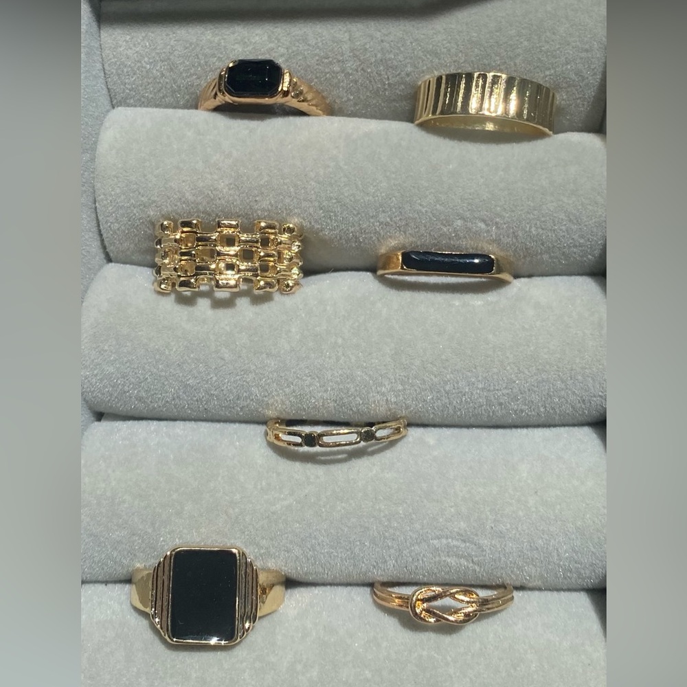 Set of 7 rings
